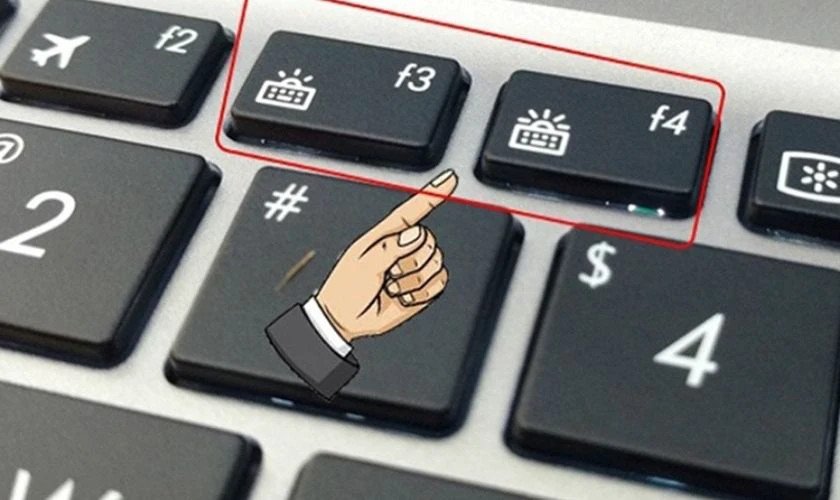 Quan sát dãy phím chức năng để kiểm tra đèn nền