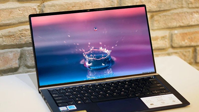 So sánh độ phân giải màn hình với kích thước laptop 14 inch hay 15.6 inch trước khi mua.