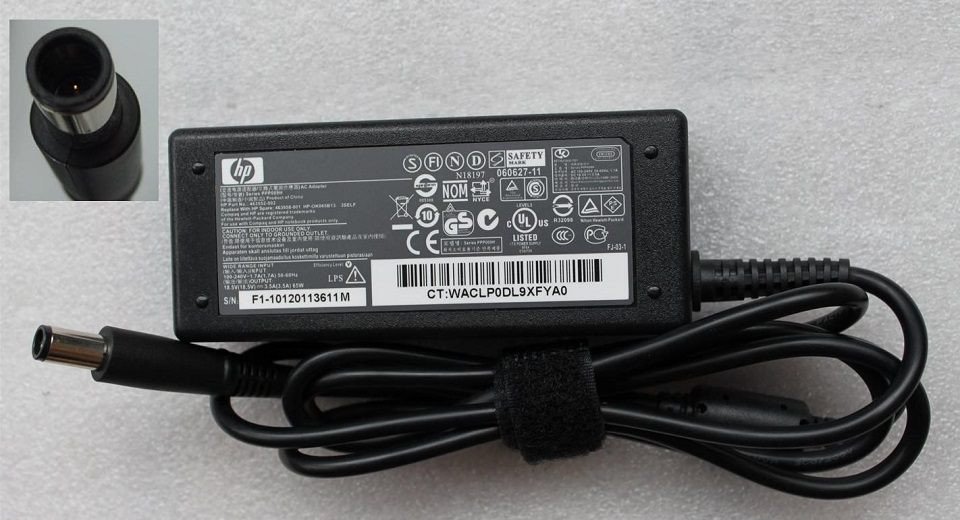 Sử dụng bộ sạc chính hãng là cách sạc laptop Dell đúng cách để bảo vệ pin