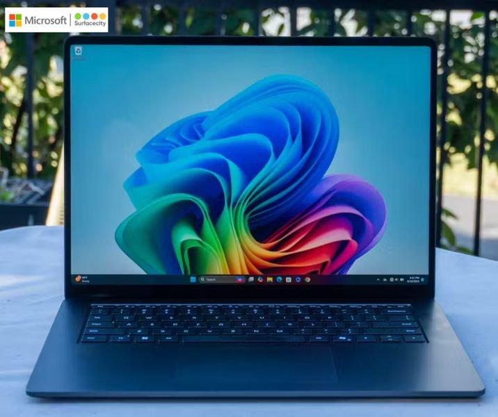 Surface Laptop 7 màu xanh Sapphire