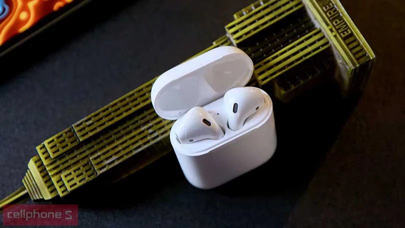 Tai nghe Airpod 2 giúp lọc tạp âm khi đàm thoại hiệu quả