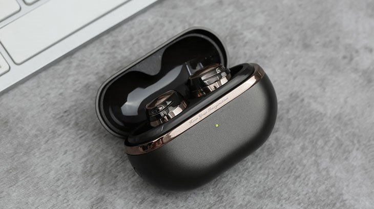 Tai nghe Bluetooth Soundpeats Opera 03 với thời lượng pin sử dụng lâu dài