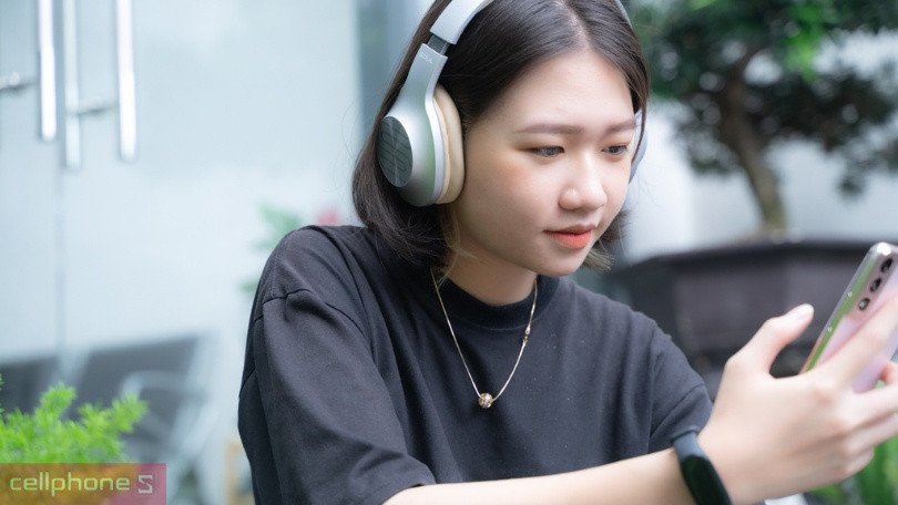 Tai nghe chụp tai có mic Soul