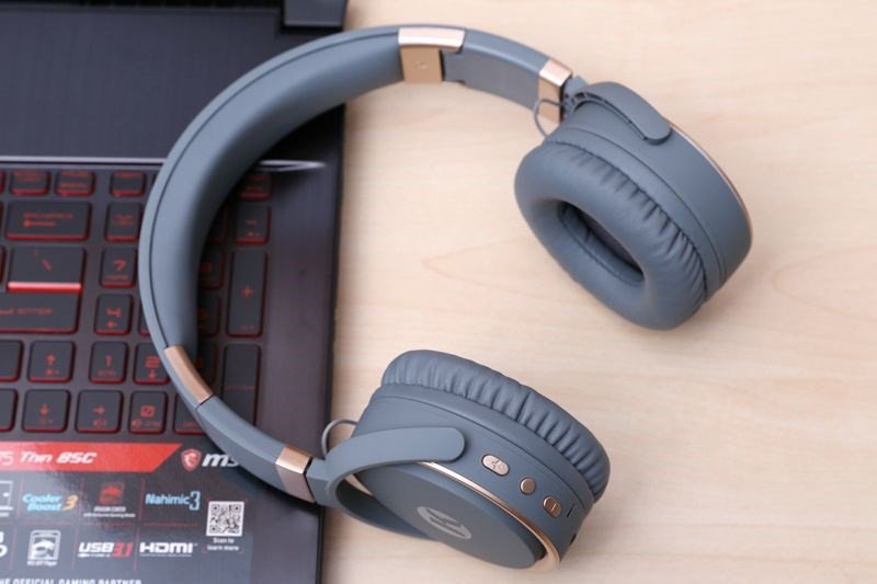 Tai nghe chụp tai Over-ear Hqai X55 mang lại trải nghiệm âm thanh đắm chìm.