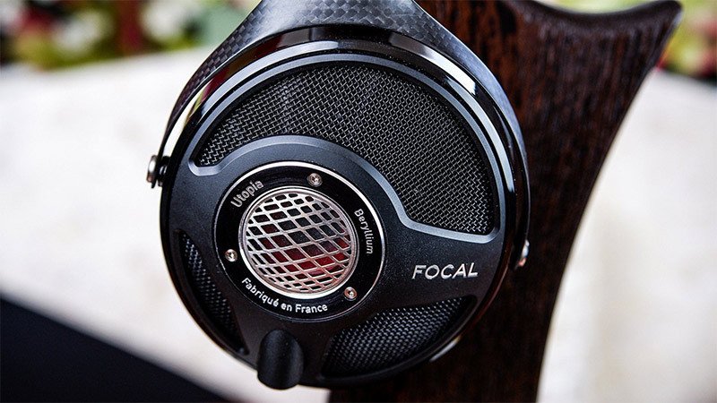 Tai nghe Focal Utopia, một tuyệt tác tai nghe cao cấp dành cho audiophile.