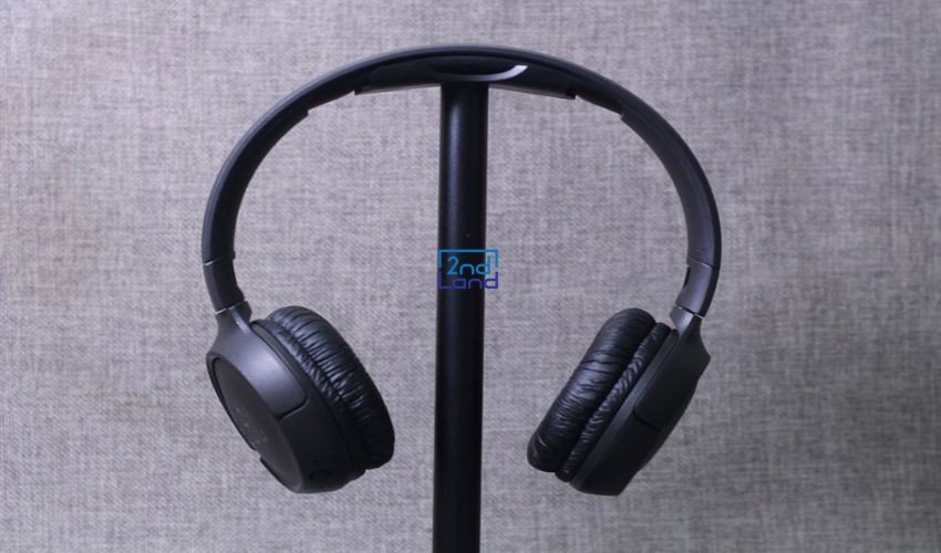 Tai nghe hàng trưng bày cao cấp