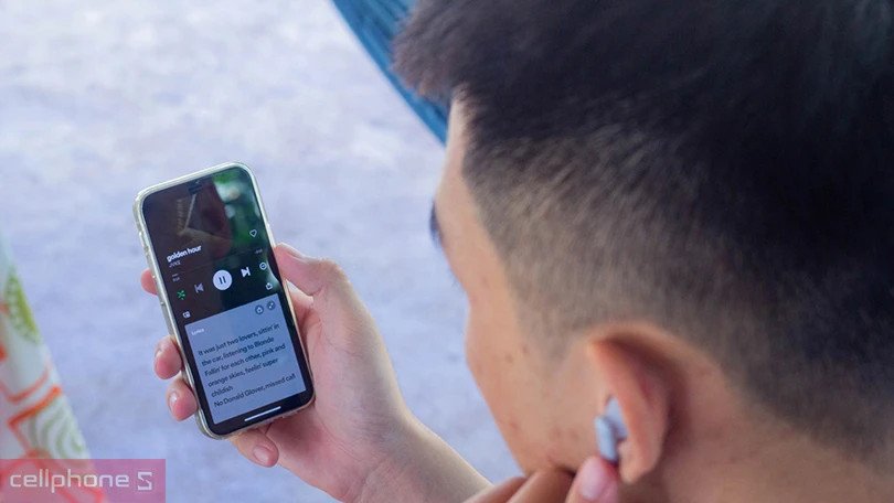 Tai nghe Huawei Freebuds 5i với chế độ chống ồn