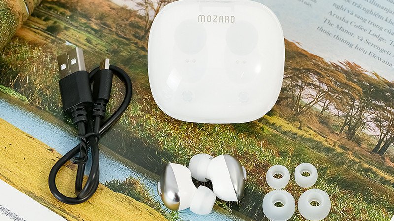 Tai nghe in-ear đeo khá thoải mái trong thời gian ngắn nhưng có thể gây khó chịu khi sử dụng lâu