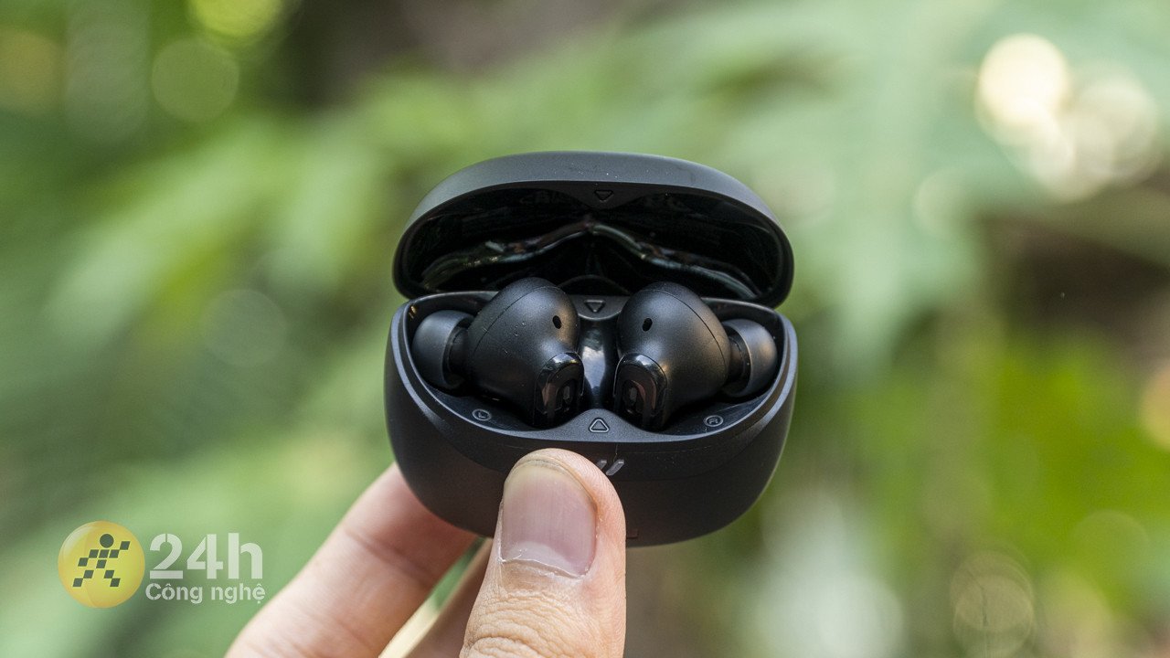 Tai nghe JBL sẵn sàng kết nối Bluetooth