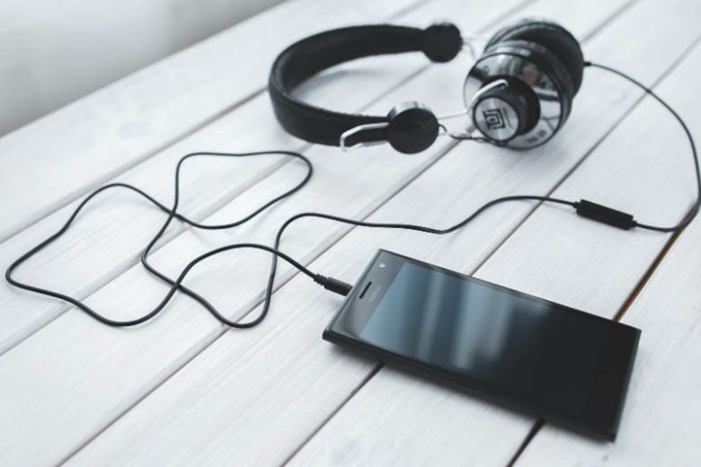 Tai nghe không dây bluetooth