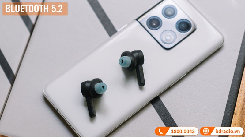 Tai nghe không dây B&amp;O Beoplay EQ tiện lợi
