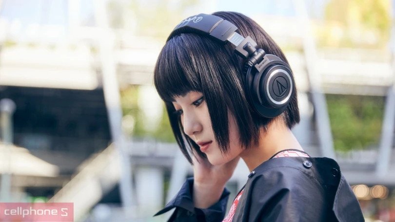 Tai nghe kiểm âm có micro cho máy tính