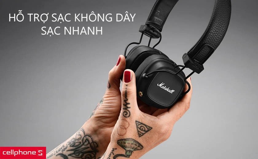 Tai nghe Marshall Major 4 với cổng sạc và nút điều khiển, thể hiện khả năng sạc nhanh