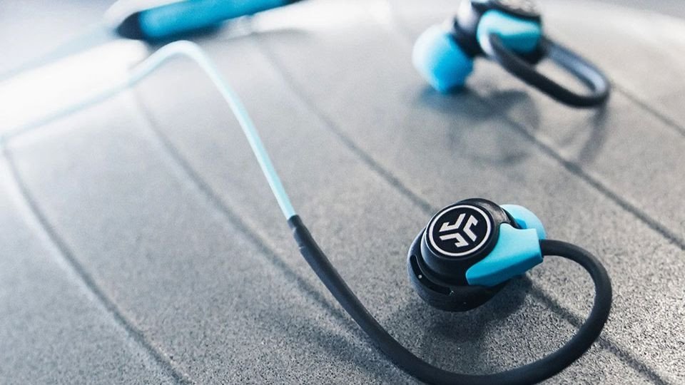 Tai nghe quàng cổ thể thao JLab Fit Sport 3 chống nước IP55