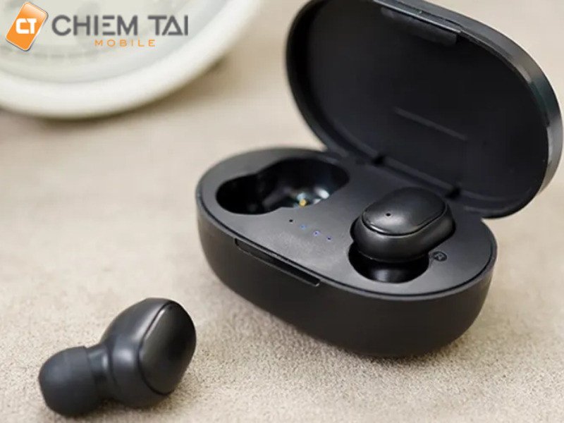 Tai nghe Redmi với thiết kế hiện đại và chất lượng âm thanh ấn tượng, thu hút người dùng tìm hiểu cách kết nối tai nghe Redmi dễ dàng.