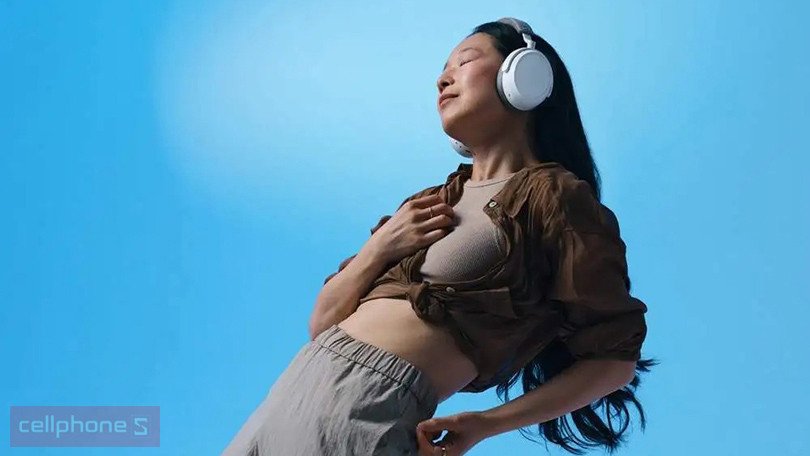 Tai nghe Sennheiser Momentum 4 với thiết kế hiện đại và đệm tai êm ái