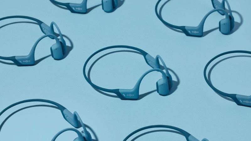 Tai nghe Shokz có thiết kế hiện đại, nhỏ gọn, tối ưu cho tai nghe truyền qua xương