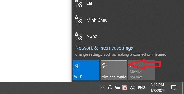 tắt chế độ máy bay từ biểu tượng mạng trên laptop