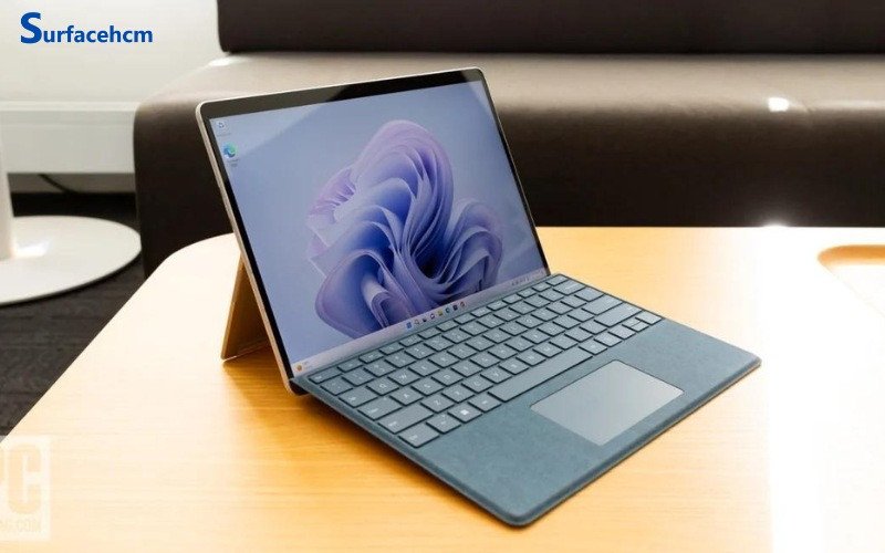 Thiết kế 2 trong 1 linh hoạt của Surface Pro có phải máy tính bảng