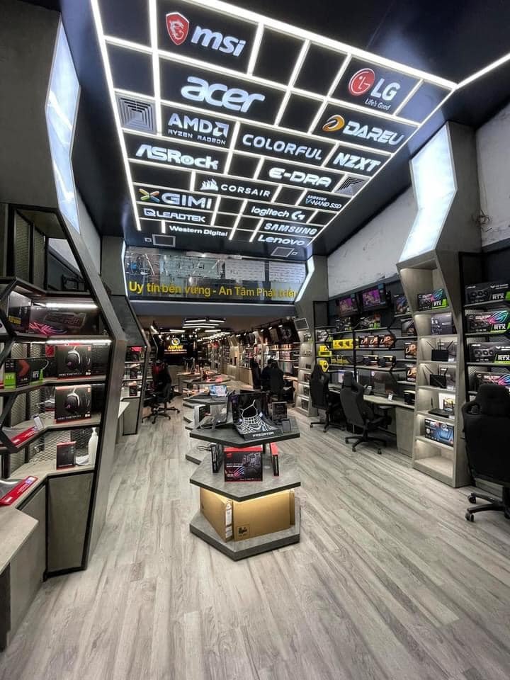 Thiết kế ấn tượng tại trung tâm linh kiện laptop Thái Hà
