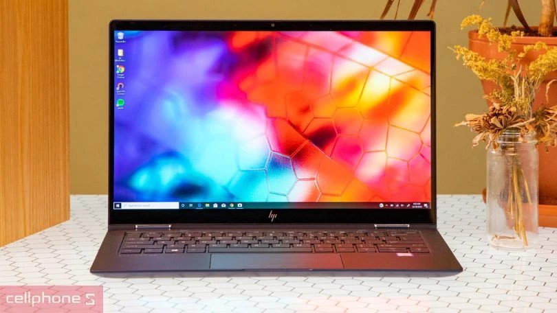 Thiết kế laptop Core i7 đa dạng, từ mỏng nhẹ doanh nhân đến hầm hố gaming.