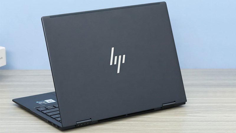 Thiết kế sang trọng bắt kịp xu hướng là điểm cộng lớn cho giá trị của laptop HP.