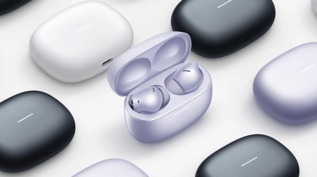 Thiết kế sang trọng của hộp sạc và tai nghe Redmi Buds 6 Pro màu đen
