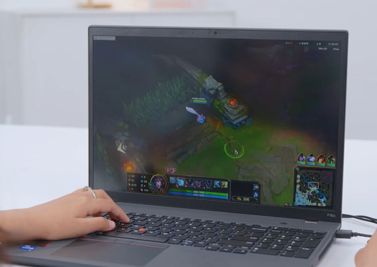 ThinkPad P16s Gen 1 Black – Mạnh mẽ cho cả gaming và công việc chuyên nghiệp