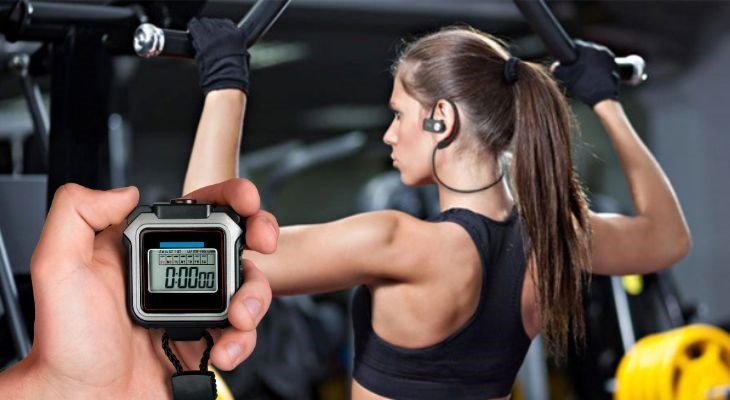 Thời lượng pin dài của tai nghe tập gym giúp duy trì buổi tập liền mạch