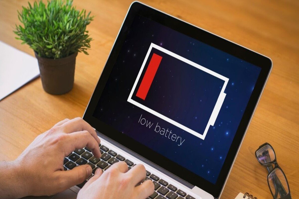 Thói quen sạc đầy pin laptop 100% của người dùng vì nhu cầu công việc và giải trí