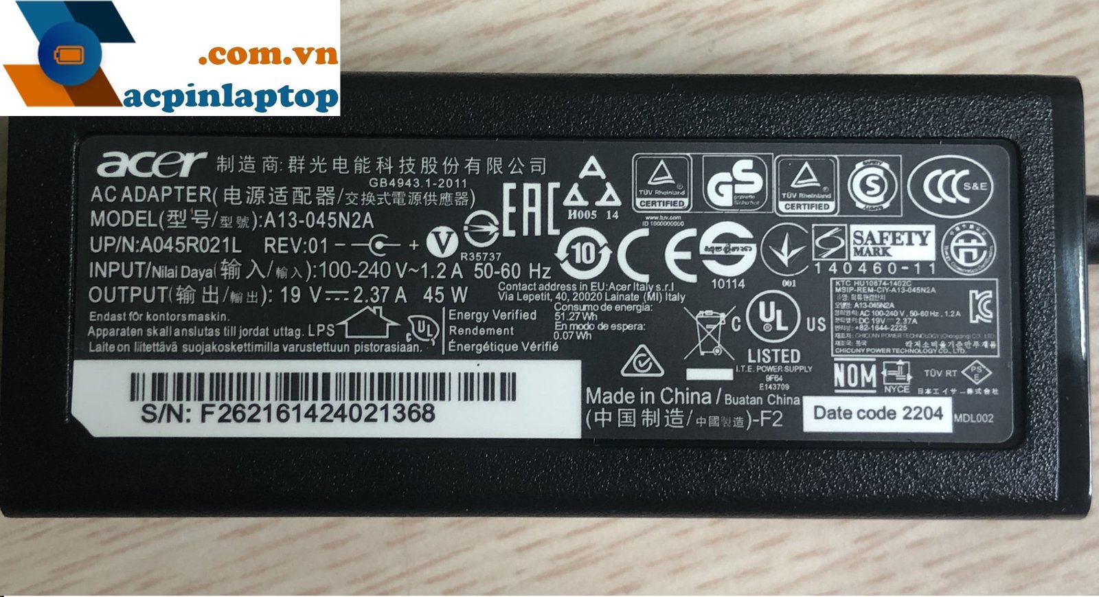 Thông số kỹ thuật trên cục sạc laptop Acer Aspire 3