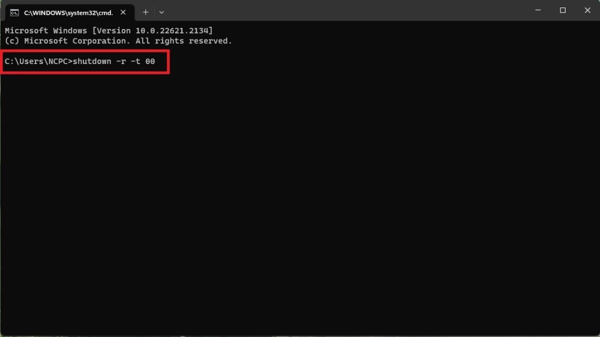 Thực hiện lệnh shutdown -r -t 00 trong Command Prompt