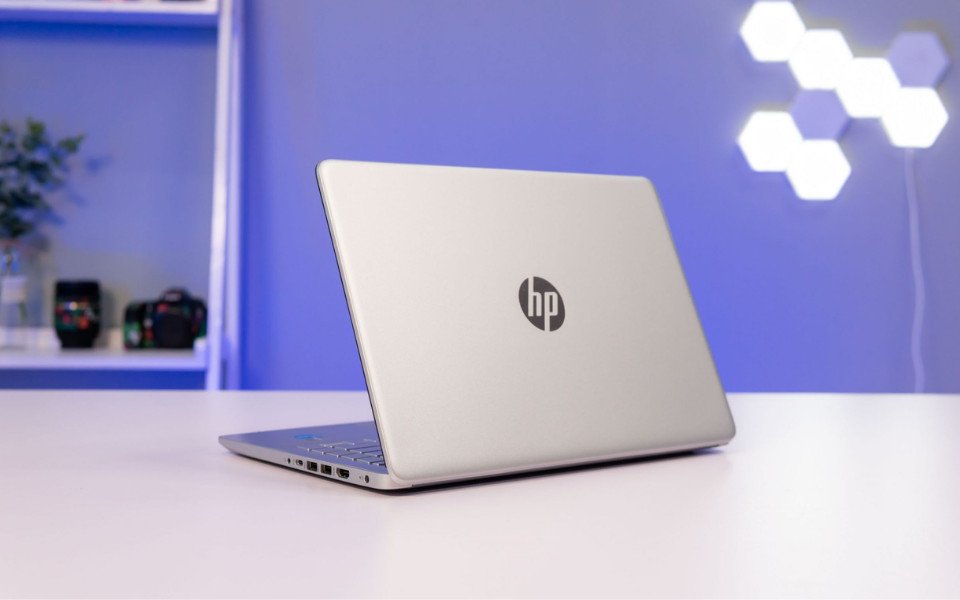 Thương hiệu laptop HP với thiết kế mỏng nhẹ và công nghệ độc quyền