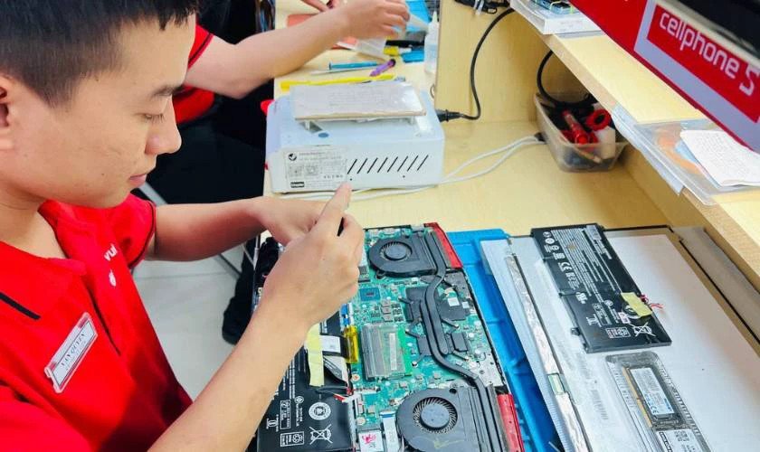 Tìm trung tâm uy tín sửa chữa và thay thế pin laptop Asus