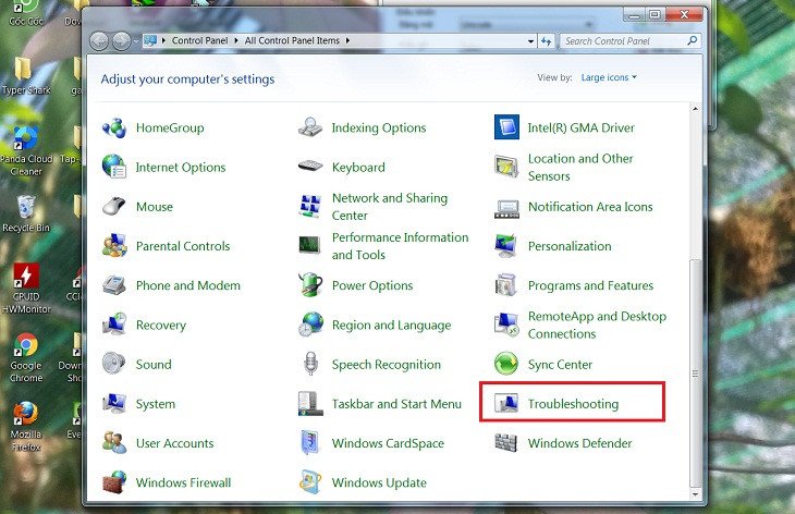 Tìm và chọn mục Troubleshooting trong Control Panel để giải quyết vấn đề