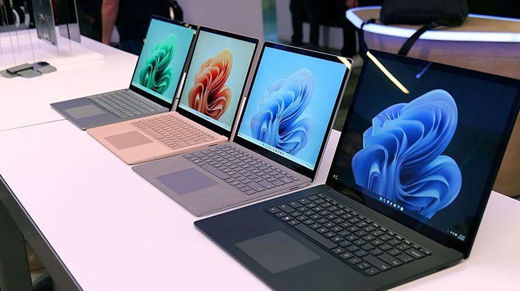Tổng quan về Laptop Windows với một chiếc laptop đa dạng mẫu mã