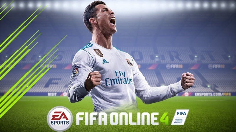 Trận đấu FIFA Online 4 trên laptop