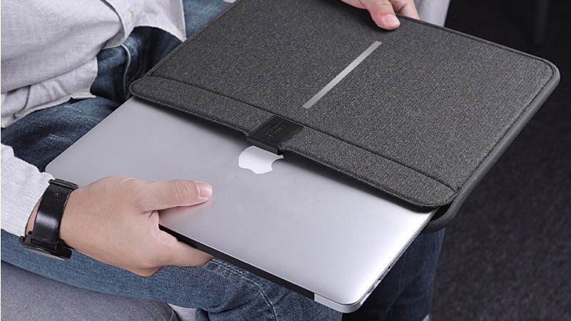 Túi chống sốc bảo vệ laptop khỏi va đập và nước