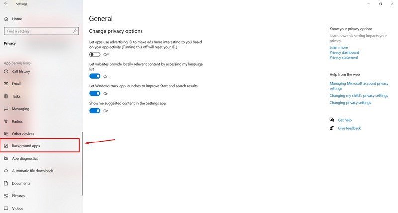 Tùy chọn Background Apps trong Windows Settings giúp laptop bắt wifi mạnh hơn