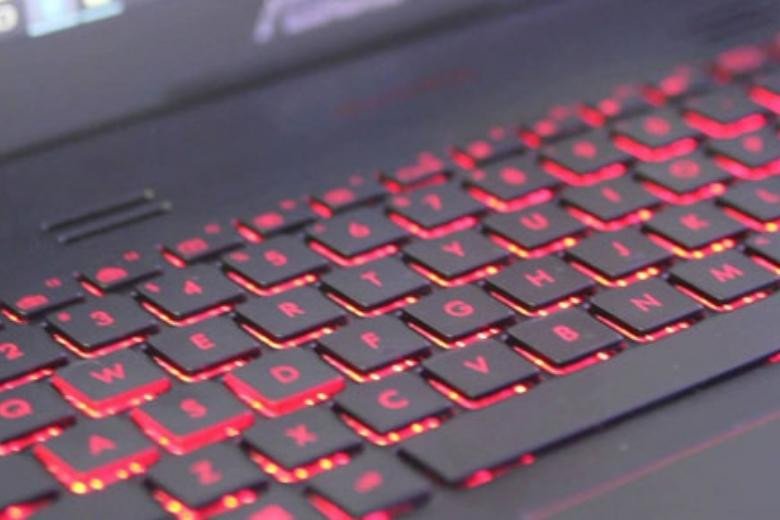 Vệ sinh bàn phím laptop Asus