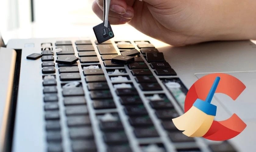 Vệ sinh chuyên sâu bàn phím để sửa lỗi kẹt phím laptop