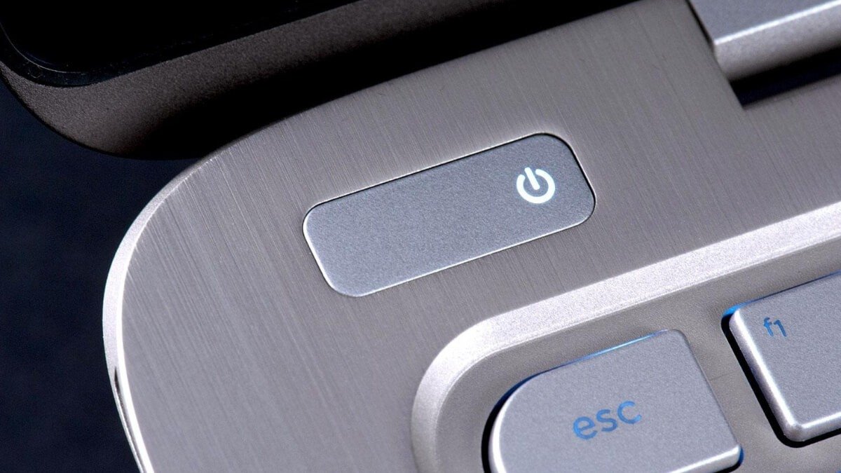 Vị trí nút nguồn trên bàn phím laptop HP