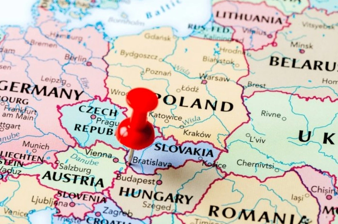 Slovakia là nước nào? Khám phá chi tiết về quốc gia Trung Âu xinh đẹp Bản đồ Slovakia và ẩm thực đặc trưng