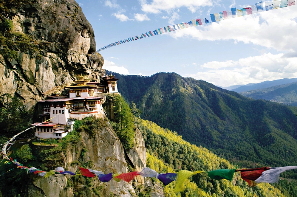 bhutan-la-nuoc-nao-kham-pha-vuong-quoc-hanh-phuc-bi-an_245