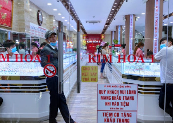 Chuyên gia tư vấn đầu tư vàng tại tiệm vàng