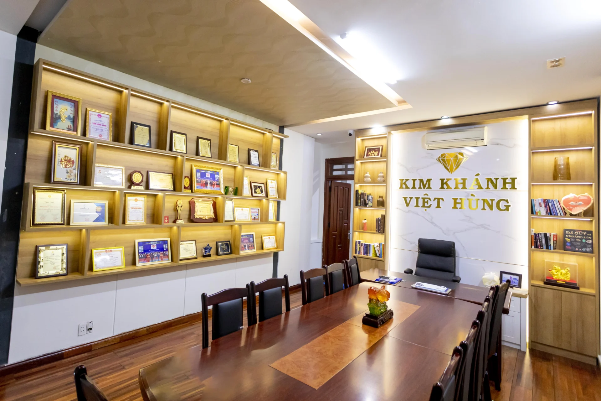 Công nghệ số trong kinh doanh hiện đại