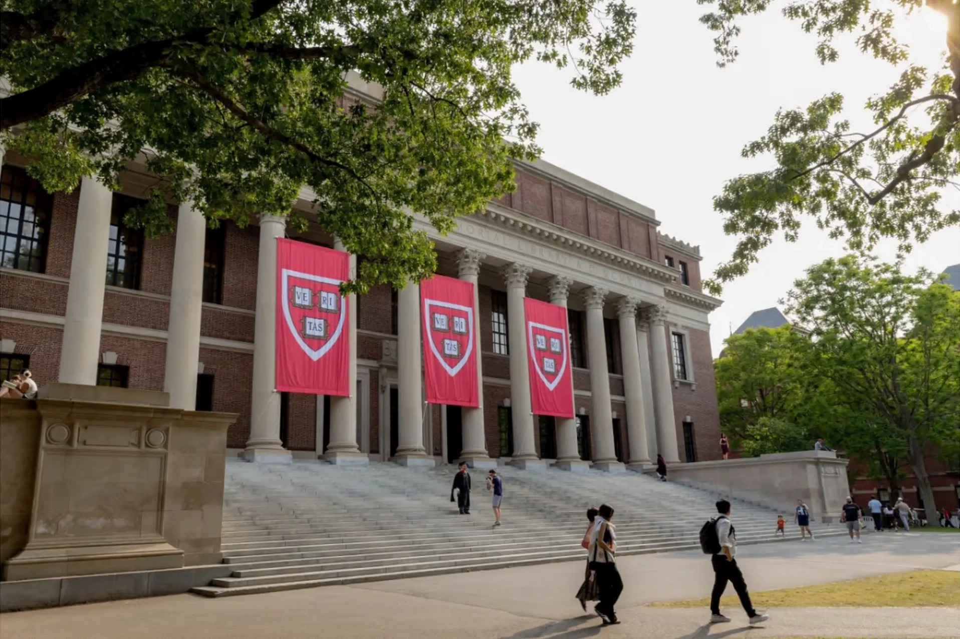 Trường Đại học Harvard Nằm Ở Bang Nào Của Nước Mỹ? Cổng vào Đại học Harvard