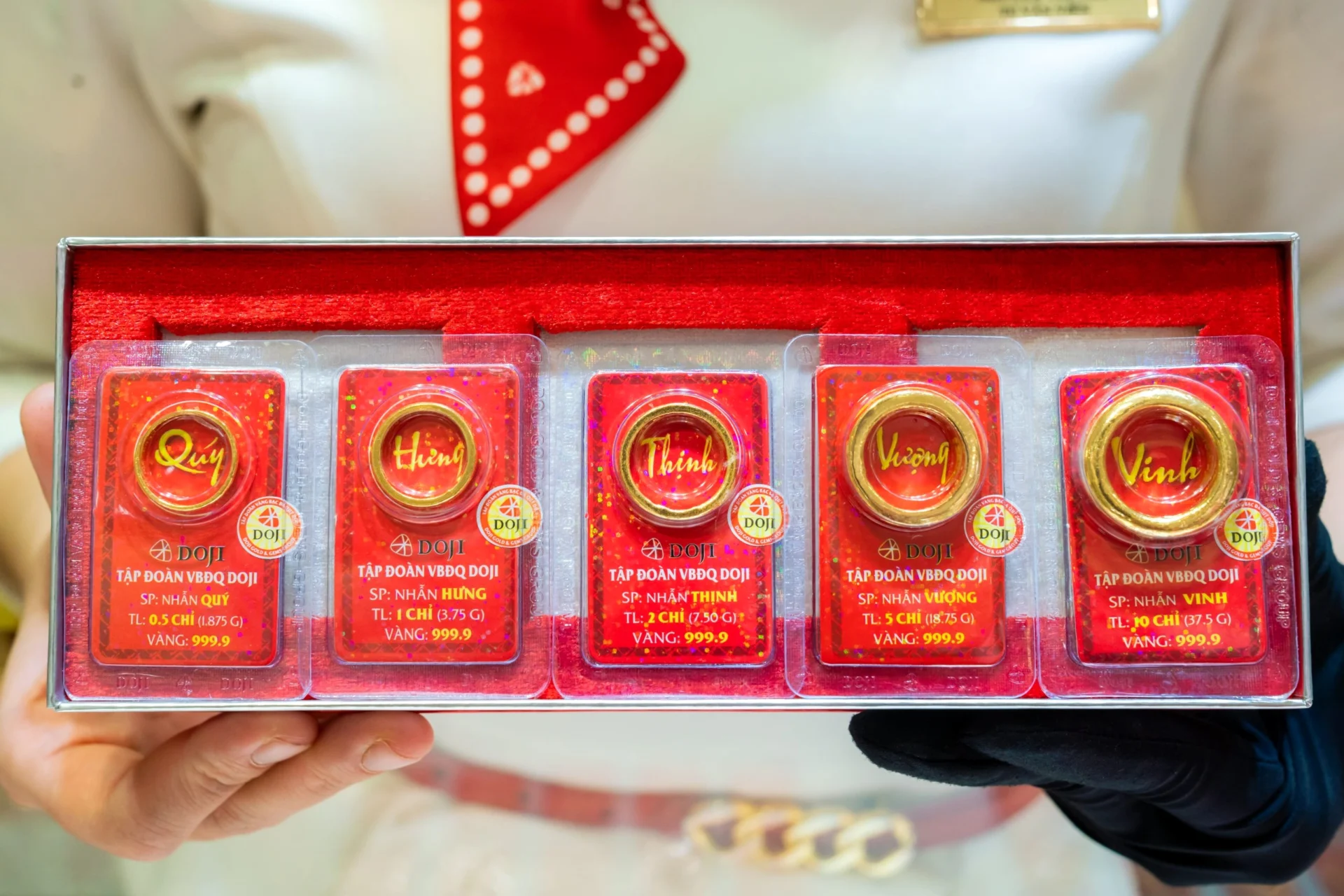 Vàng Miếng DOJI 1 Chỉ: Đầu Tư Thông Minh 2026 Cửa hàng giao dịch vàng DOJI