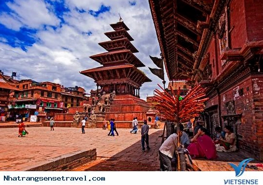 Nepal Là Nước Nào? Khám Phá Vẻ Đẹp Huyền Bí Của Đất Nước Himalayas Dãy núi Himalayas hùng vĩ nhìn từ Nepal