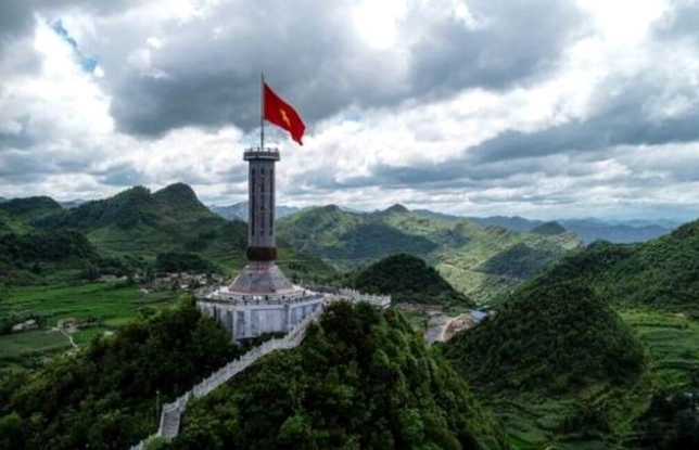 Cực Tây Nước Ta Nằm Ở Tỉnh Nào? Khám Phá Mốc Giới Vô Giá Giao điểm ba biên giới Việt Nam - Trung Quốc - Lào